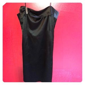 Gorgeous Anne Klein “little black dress “